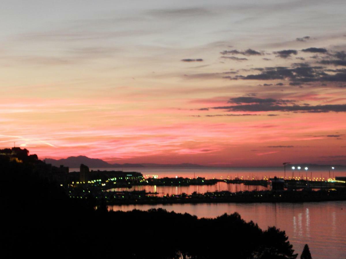 Apartmán La Naranja Denia 1ªlinea De Playa -Wifi- Parking Free Exteriér fotografie